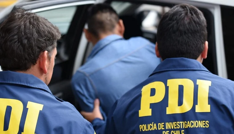 🚨 PDI Arica frustra violento robo a adulta mayor y detiene a imputado en flagrancia 🚔